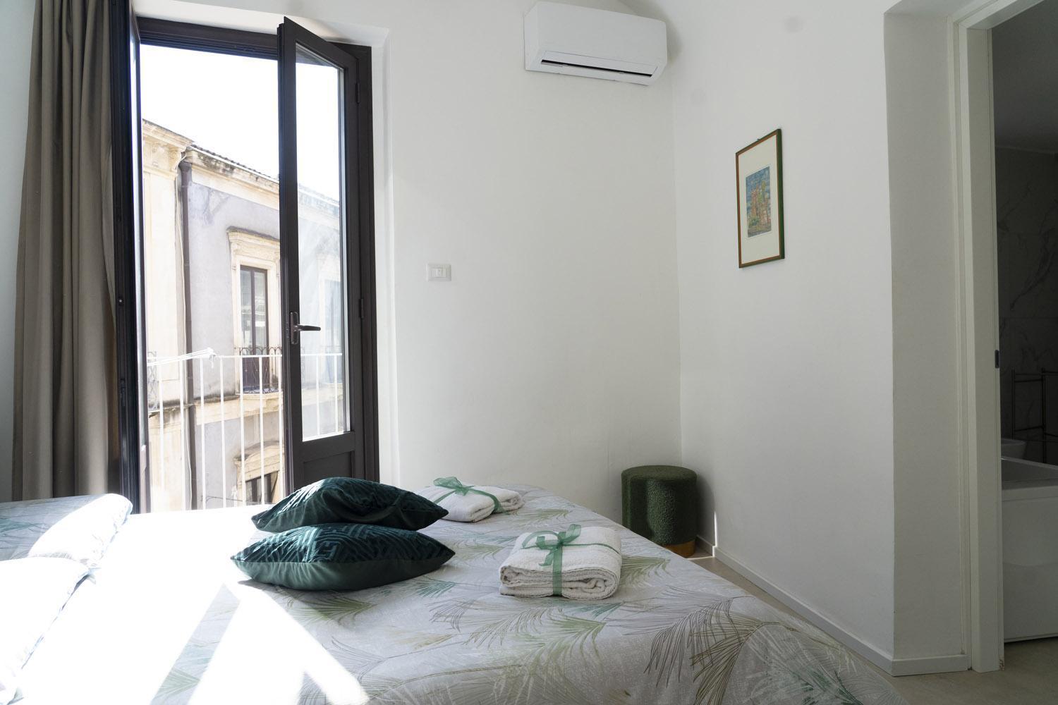 קטאניה Martiry Suite Apartment מראה חיצוני תמונה